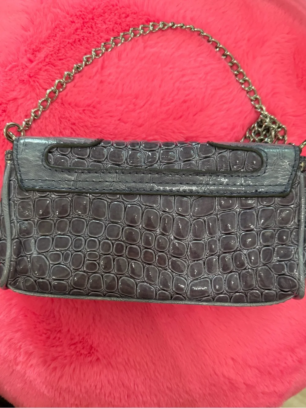 Vintage Guess Women’s Croc-Embossed Shoulder Bag in Lavender Gray